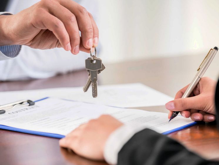 Какие налоговые вычеты по НДФЛ предусмотрены при покупке квартиры и другого недвижимого имущества