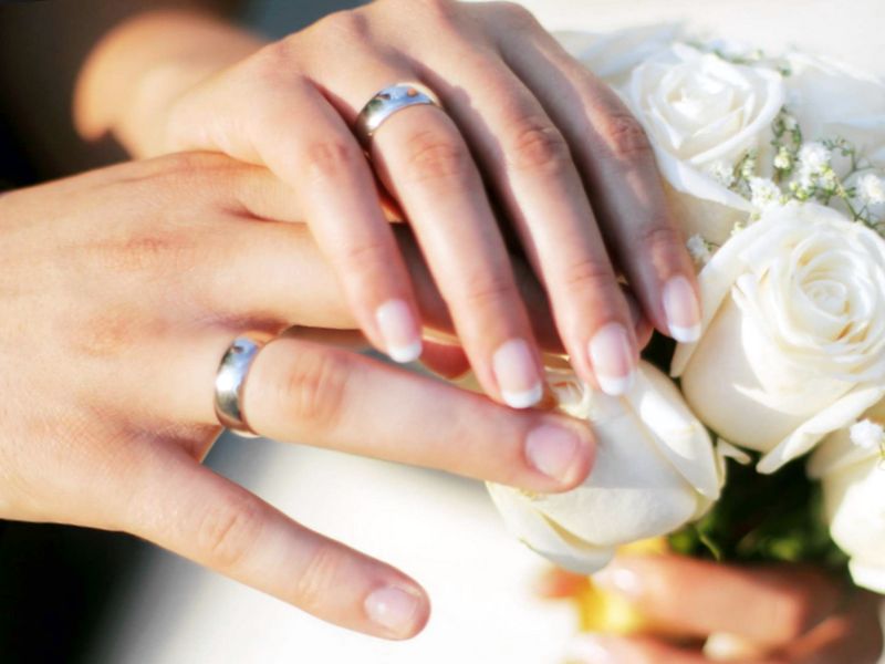 В каких случаях возможна регистрация брака на выезде